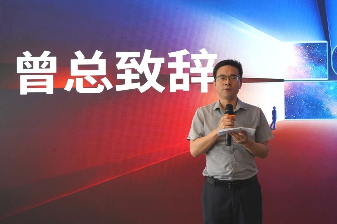 947ee604-b422-4606-a863-3c3a4dffd93f.jpg