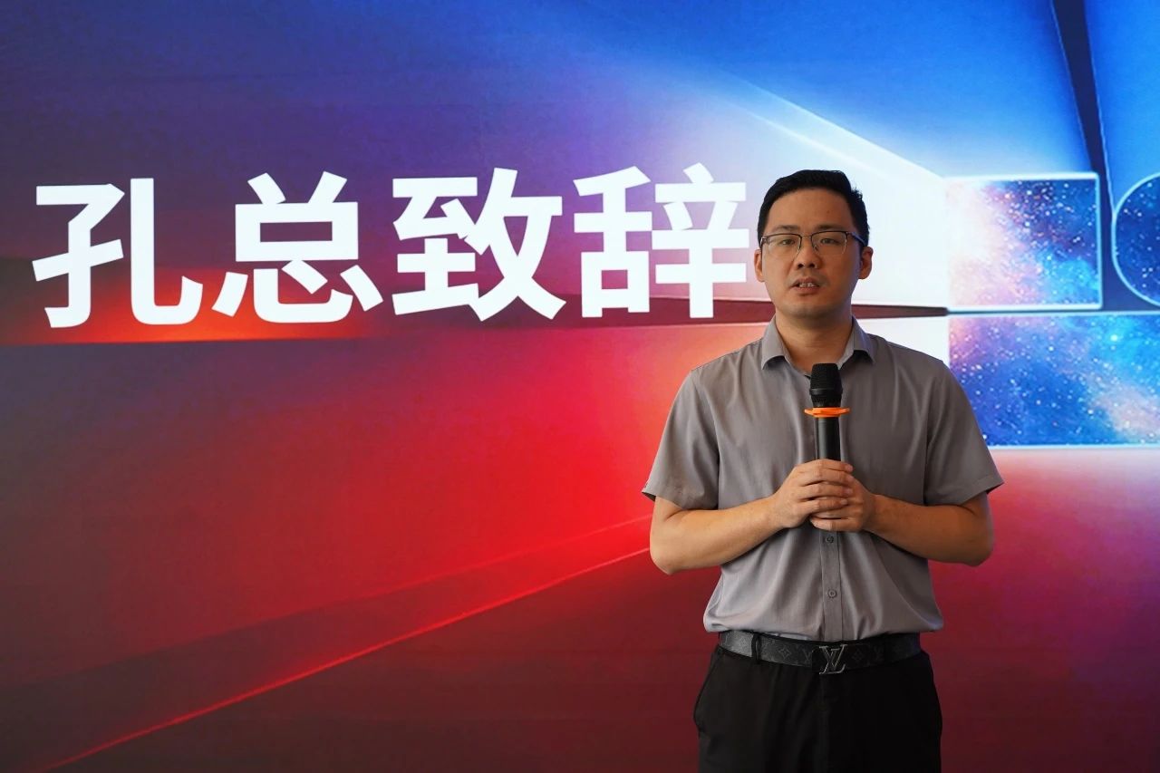 1a054dea-adb1-44f4-8a16-114ff0e7ecf0.jpg