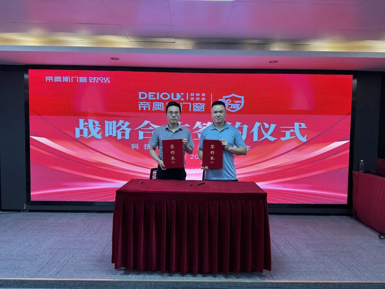 1775267506921554.jpg b01402bf-69d7-4ec8-82d1-c19fb7f739c7.jpg