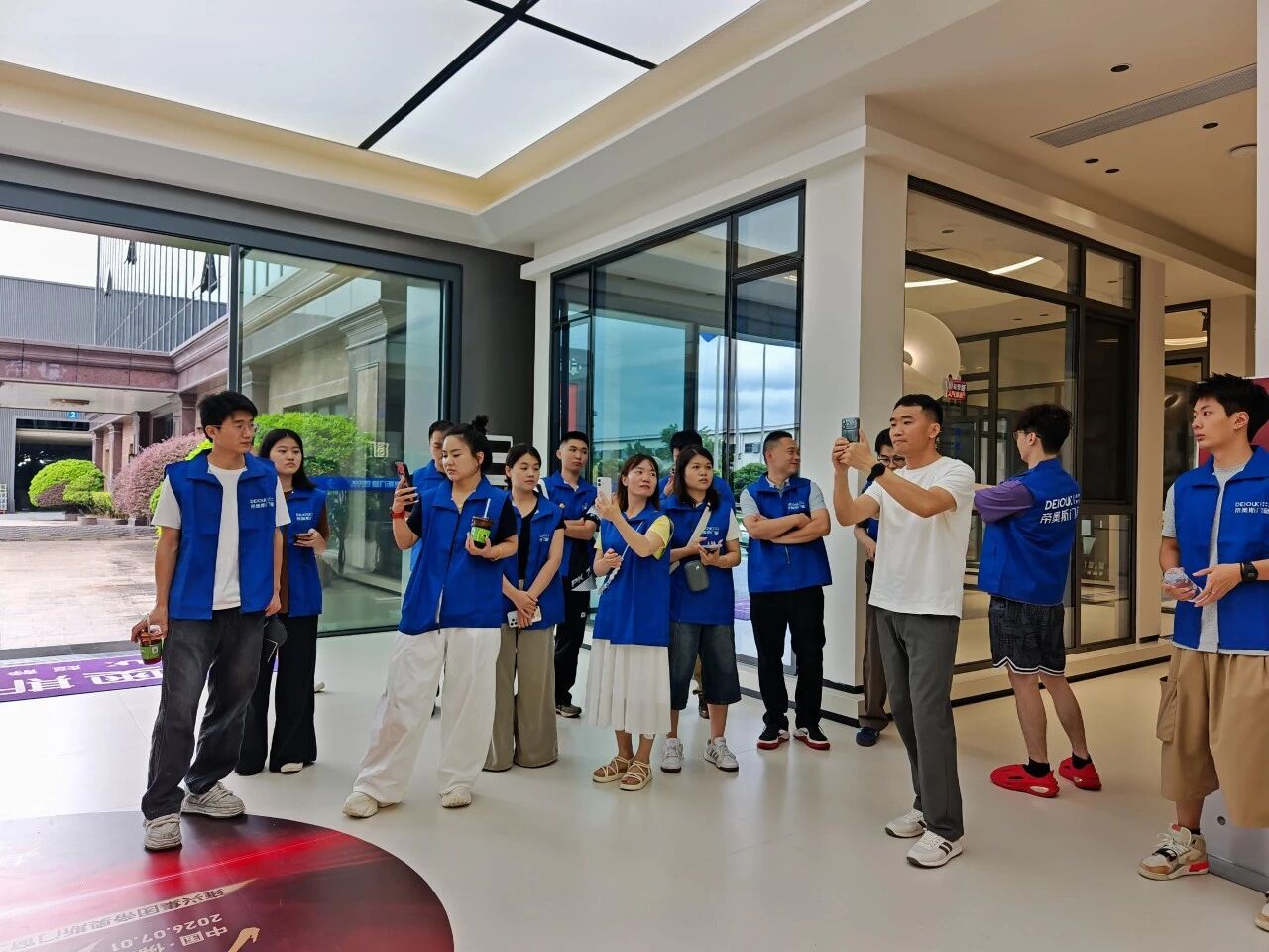 4868e9ed-802c-4c60-acad-93f54e0d5016.jpg